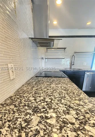3811 NW 84th Avenue Sunrise FL 33351