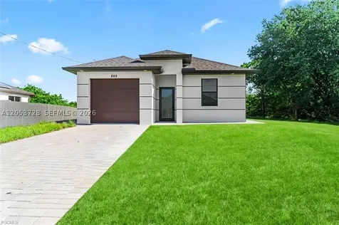 849 E Wolverine Lehigh Acres FL 33974