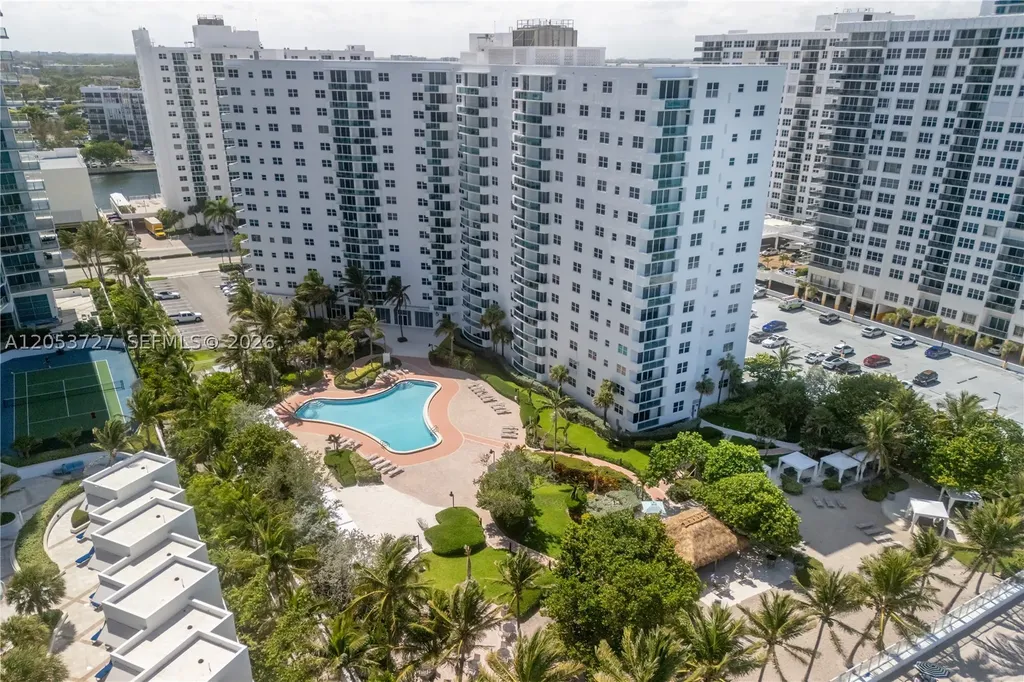 3001 S Ocean Drive Hollywood FL 33019