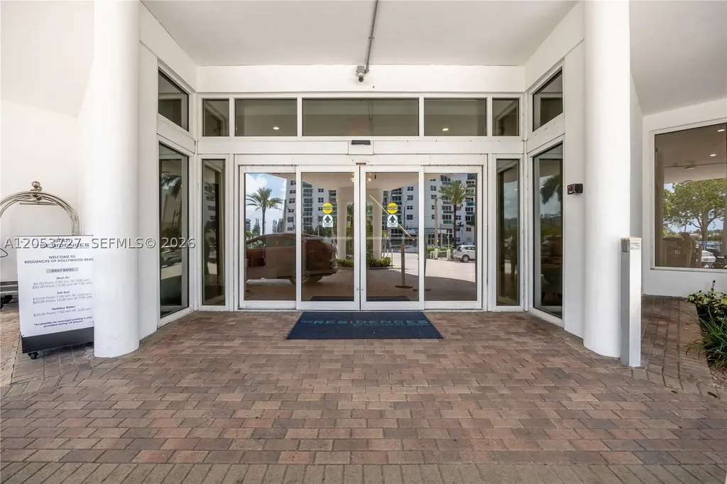 3001 S Ocean Drive Hollywood FL 33019