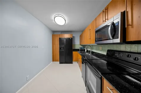 3001 S Ocean Drive Hollywood FL 33019