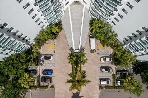 3001 S Ocean Drive Hollywood FL 33019