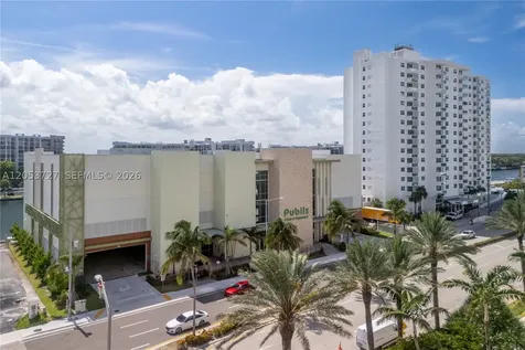 3001 S Ocean Drive Hollywood FL 33019