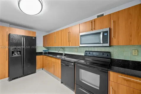 3001 S Ocean Drive Hollywood FL 33019