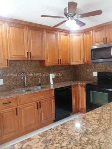 6123 SW 4th Place Margate FL 33068