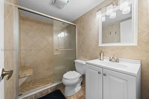 4011 N Meridian Avenue Miami Beach FL 33140