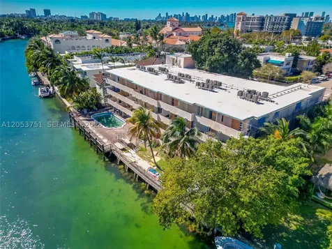 4011 N Meridian Avenue Miami Beach FL 33140
