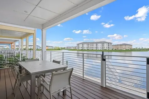 8117 Surf Street Kissimmee FL 34747