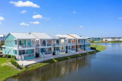 8117 Surf Street Kissimmee FL 34747