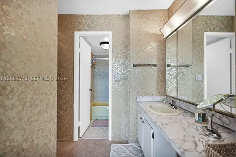 7135 Collins Avenue Miami Beach FL 33141
