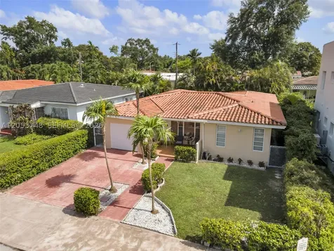 35 Oviedo Avenue Coral Gables FL 33134