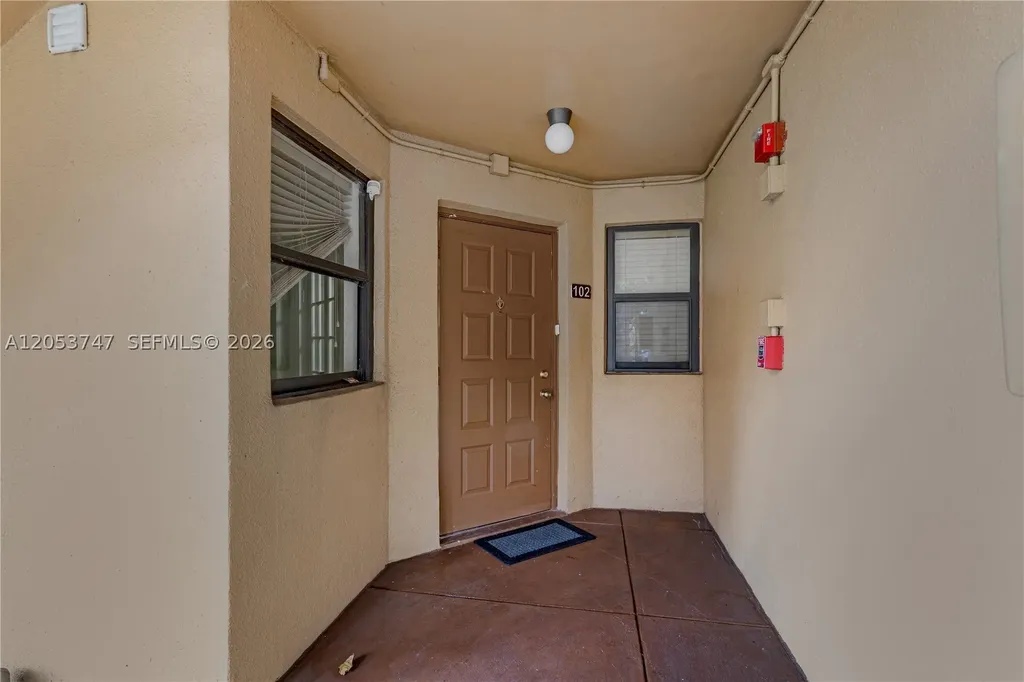 15545 N Miami Lakeway N Miami Lakes FL 33014