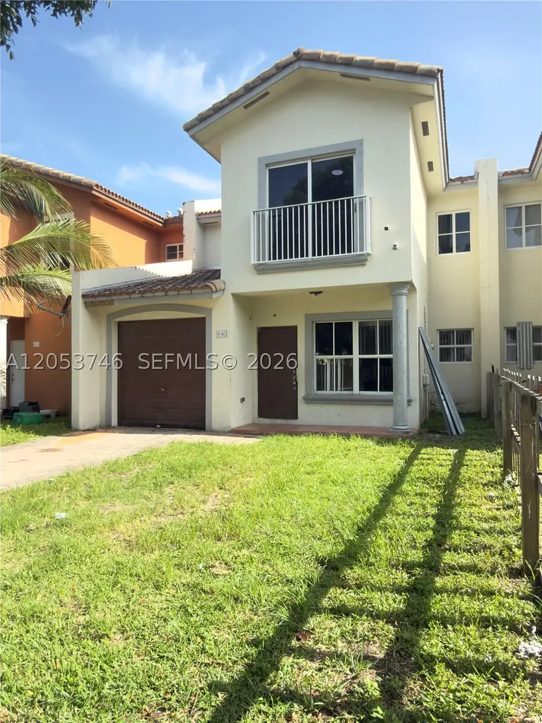 646 SW 7th Terra Florida City FL 33034