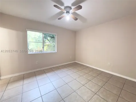 646 SW 7th Terra Florida City FL 33034