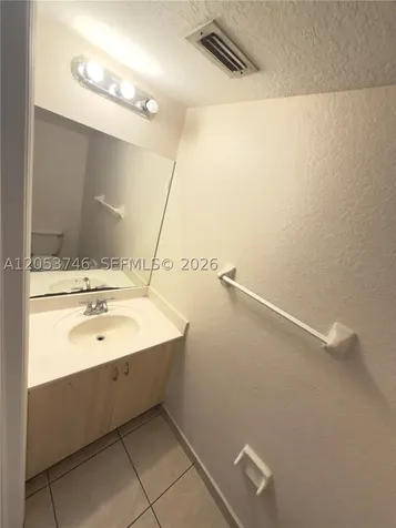 646 SW 7th Terra Florida City FL 33034