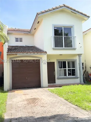 646 SW 7th Terra Florida City FL 33034