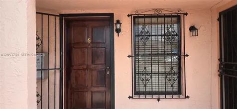 1345 W 41st Street Hialeah FL 33012