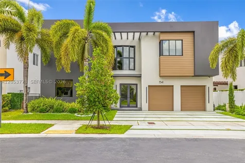 7541 NW 100th Avenue Doral FL 33178
