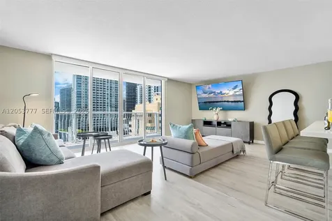 1200 Brickell Bay Drive Miami FL 33131