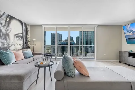 1200 Brickell Bay Drive Miami FL 33131