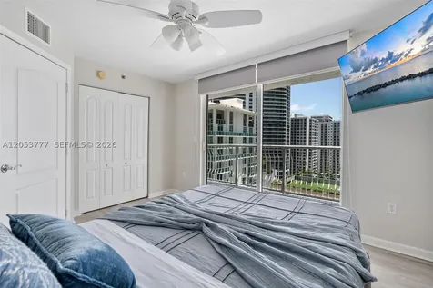 1200 Brickell Bay Drive Miami FL 33131