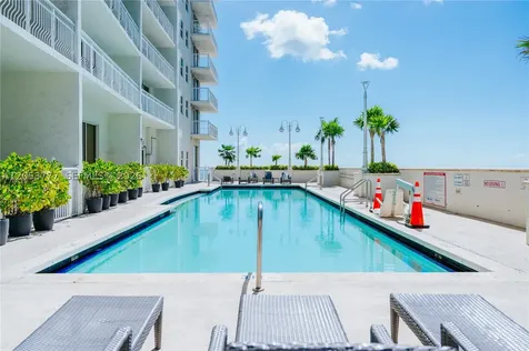 1200 Brickell Bay Drive Miami FL 33131