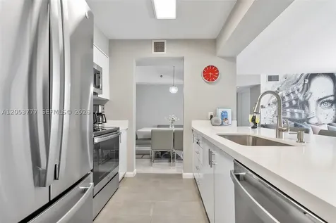 1200 Brickell Bay Drive Miami FL 33131