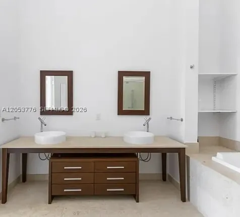 495 Brickell Avenue Miami FL 33131