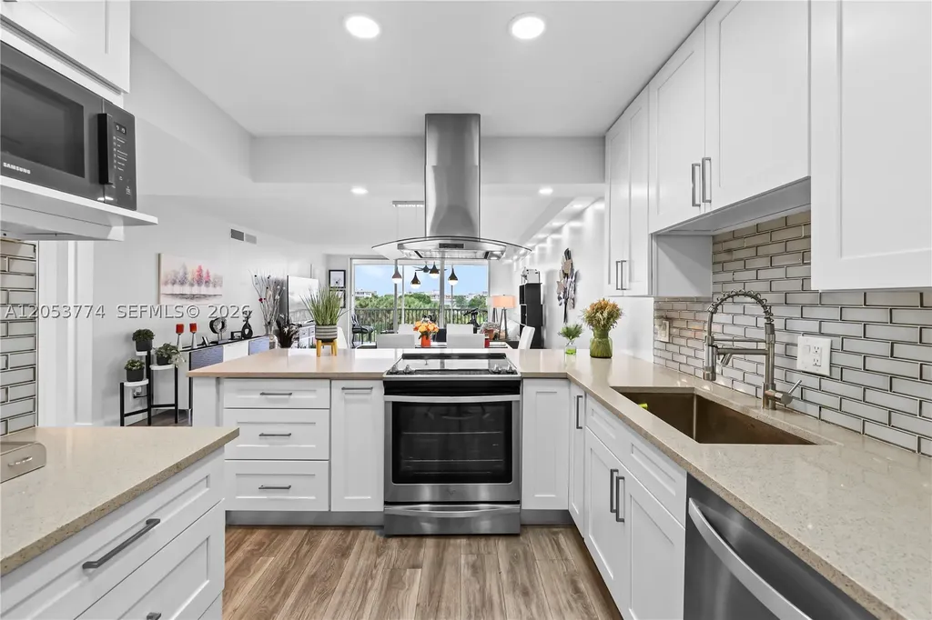 2661 S Course Drive Pompano Beach FL 33069