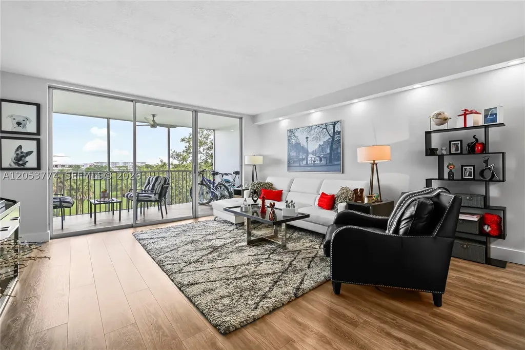 2661 S Course Drive Pompano Beach FL 33069