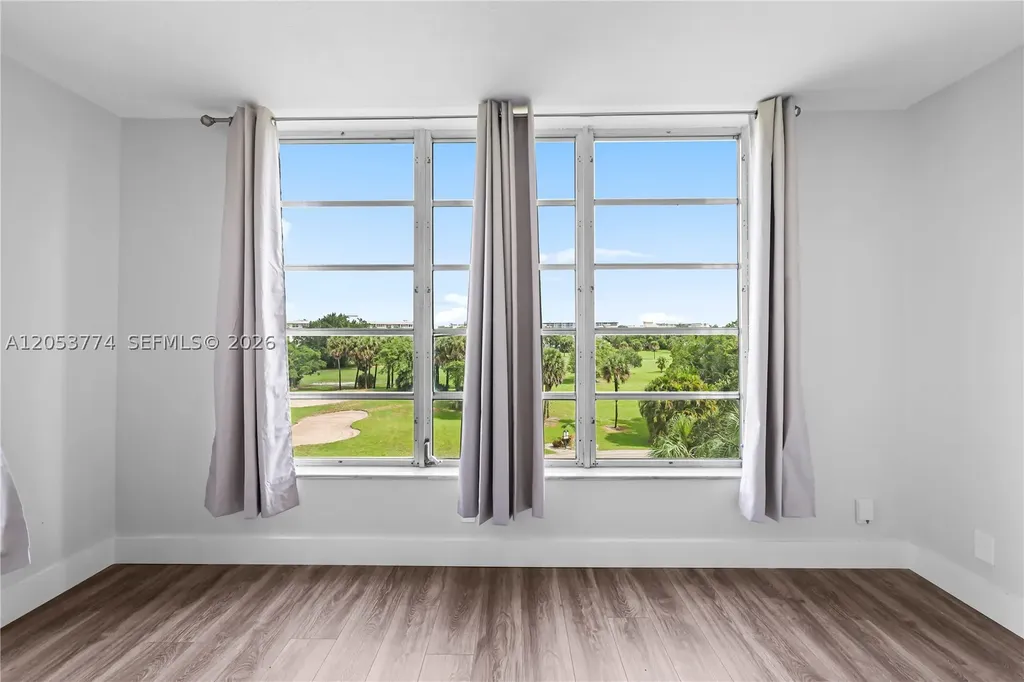 2661 S Course Drive Pompano Beach FL 33069