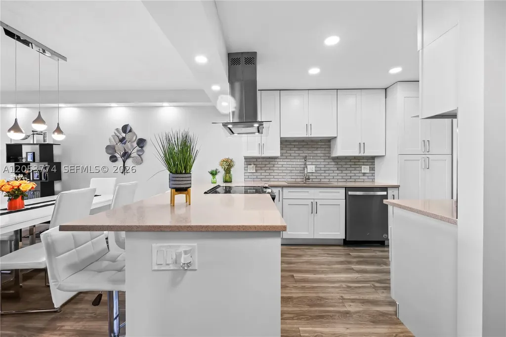2661 S Course Drive Pompano Beach FL 33069