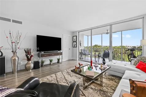 2661 S Course Drive Pompano Beach FL 33069