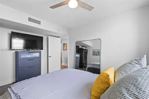 2661 S Course Drive Pompano Beach FL 33069