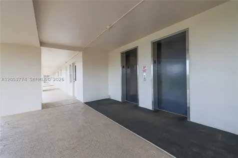 2661 S Course Drive Pompano Beach FL 33069
