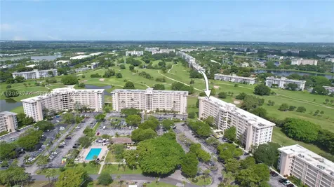 2661 S Course Drive Pompano Beach FL 33069