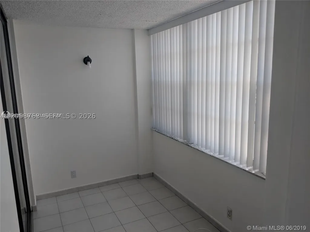 2741 Taft Street Hollywood FL 33020