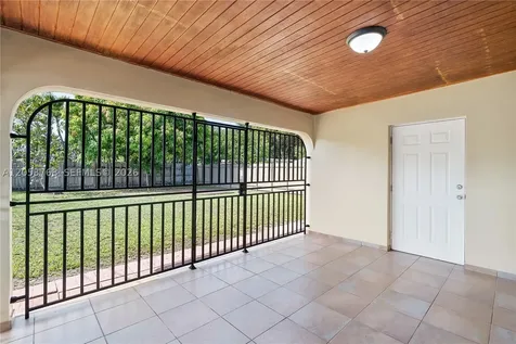 601 E 22nd Street Hialeah FL 33013