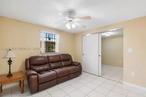 601 E 22nd Street Hialeah FL 33013