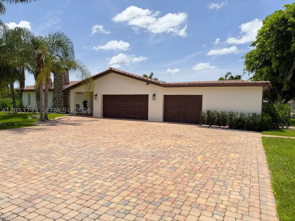 10950 SW 40th Court Davie FL 33328
