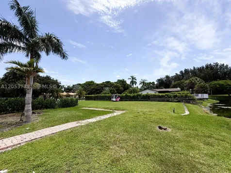 10950 SW 40th Court Davie FL 33328