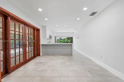 10932 SW 135th Ct Circle Miami FL 33186