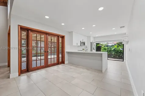 10932 SW 135th Ct Circle Miami FL 33186