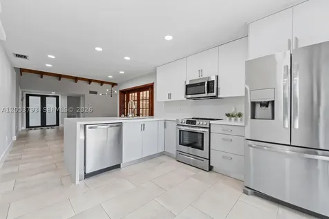 10932 SW 135th Ct Circle Miami FL 33186