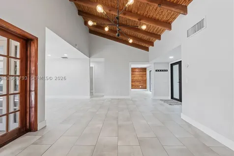 10932 SW 135th Ct Circle Miami FL 33186