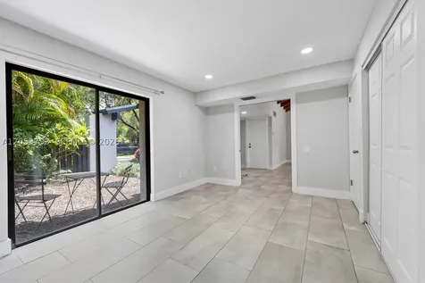 10932 SW 135th Ct Circle Miami FL 33186