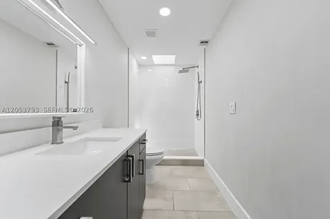 10932 SW 135th Ct Circle Miami FL 33186