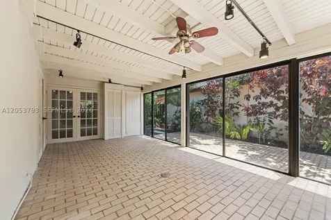 10932 SW 135th Ct Circle Miami FL 33186