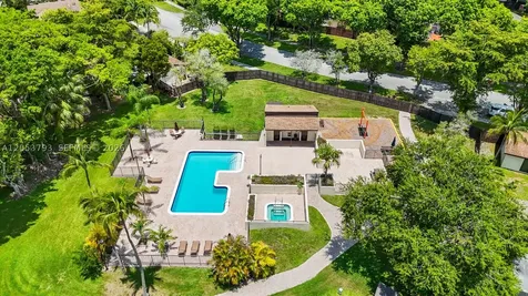 10932 SW 135th Ct Circle Miami FL 33186