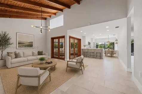 10932 SW 135th Ct Circle Miami FL 33186
